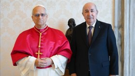 الأسقف فيسكو يشيد بسياسة الجزائر في تعزيز التفاهم بين الأديان