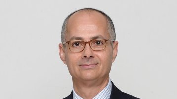 عمر ياغي: لن نبتهِج بِنيلك جائزة نُوبل!