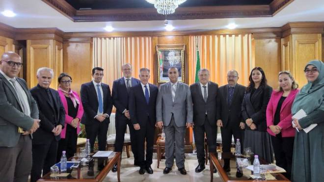 عجال يبحث مع مسؤولي “جنرال إلكتريك” توسيع الشراكة في هذه المجالات