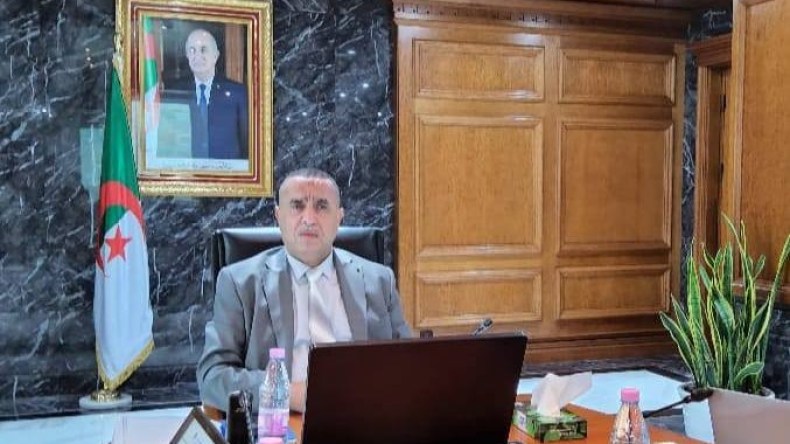 ملفات مشاريع إنتاج الكهرباء والتحضير لصائفة 2026 على طاولة عجال