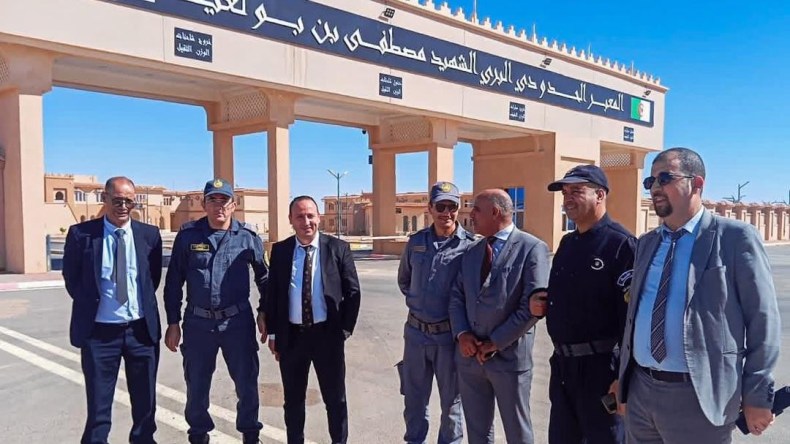 تعزيزًا للتبادل التجاري عبر الحدود.. مدير “لوجيترانس” يتفقد المعابر في تندوف