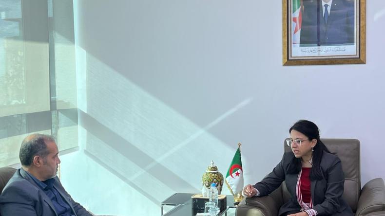 وزيرة التجارة الداخلية “تثمّن” دور جمعيات حماية المستهلك