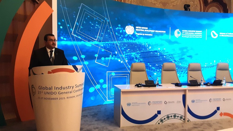 الجزائر تبرز التزامها بتطوير الهيدروجين النظيف