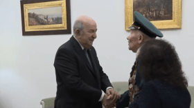 الرئيس تبون يستقبل العقيد الروسي المتقاعد أندريه بافلينكو (فيديو)