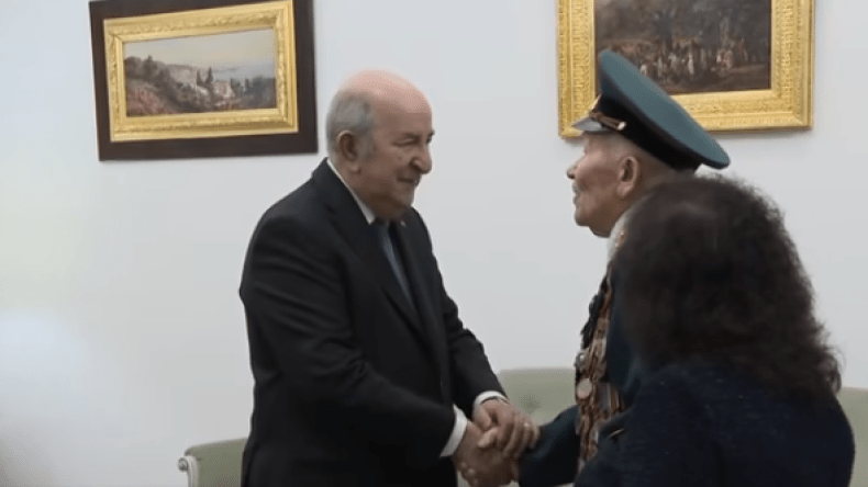 الرئيس تبون يستقبل العقيد الروسي المتقاعد أندريه بافلينكو (فيديو)