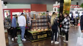 مئات العارضين من الجزائر وخارجها في معرض “إيلوجيا” بوهران