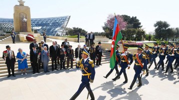 أذربيجان تحتفل بالذكرى الخامسة ليوم النصر