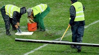 بِالفيديو: حلقة جديدة من مسلسل بؤس ملاعب بلاد مراكش