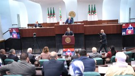 مطالب بشطب الأغنياء من تحويلات بـ600 ألف مليار !