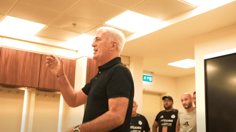 بالفيديو.. هذا ما قاله بيتكوفيتش في غرف تغيير الملابس بعد الفوز على السعودية