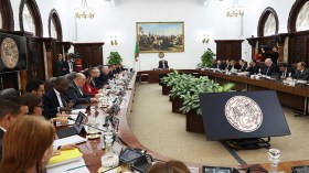 الرئيس تبون يأمر بالتحضير لمشروع رفع الحد الأدنى للأجور ومنحة البطالة