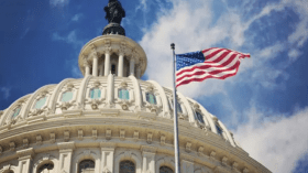 بعد أسابيع من الشلل.. مجلس الشيوخ يمرّر اتفاقا ينهي الإغلاق الحكومي