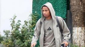 بِالصور: وفد “الخضر” يطير نحو السعودية