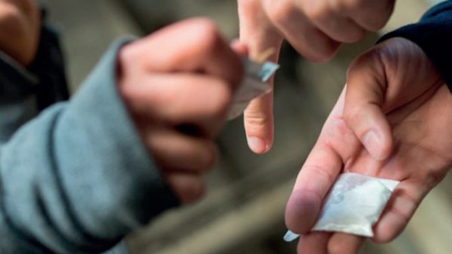 قافلة وطنية تجعل المدرسة خط الدفاع الأول من آفة المخدرات