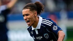 “سأقاتل من أجل قميص الجزائر.. وعندما تكون جزائريا عليك أن تكمّل مشوارك حتى النهاية”