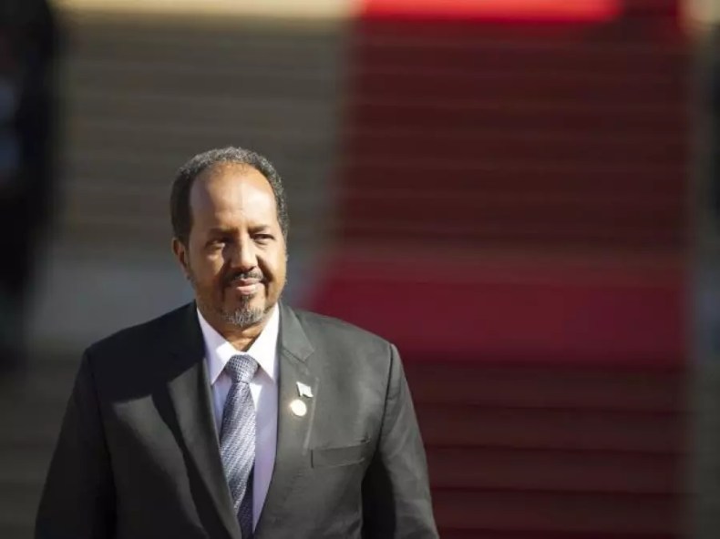 Le président somalien se recueille à la mémoire des martyrs de la glorieuse Guerre de libération nationale