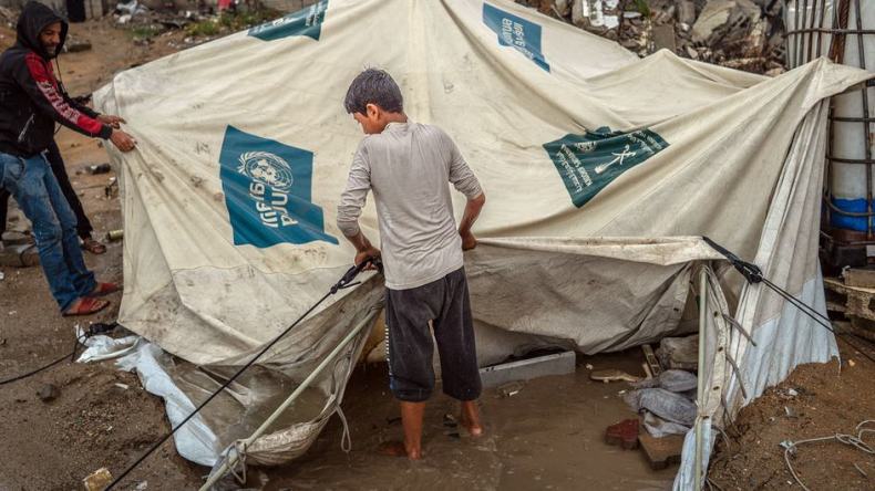 اليونيسيف: طفلان يقتلان كل يوم في غزة منذ وقف إطلاق النار