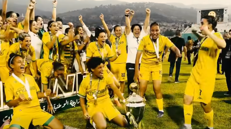 رئيس “الفاف” يهنئ فريق شبيبة القبائل للسيدات