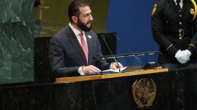 هكذا يقرأ مركز تفكير أمريكي التحولات بعد سقوط الأسد