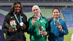 الجزائرية زهرة ططار تتوّج بالميدالية الذهبية