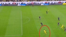 بالفيديو.. إلغاء هدف بسبب وقوع أذن في موقف تسلل!