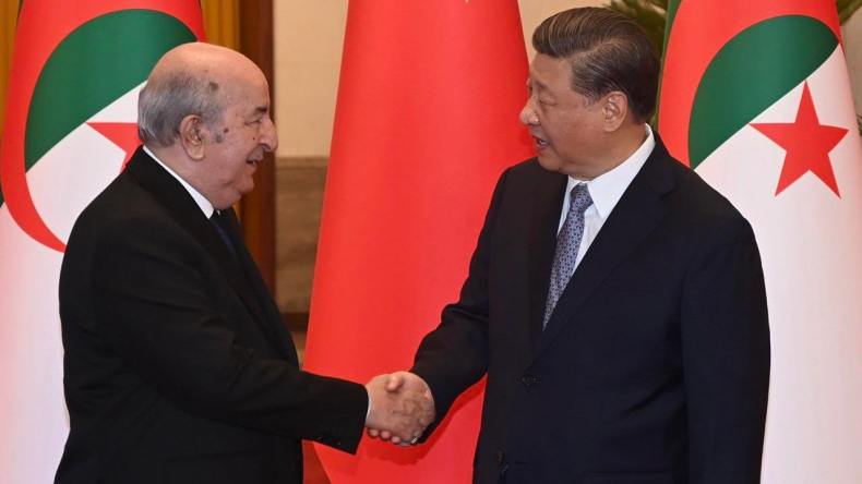 الرئيس الصيني يؤكد رغبة بلاده في توسيع التعاون مع الجزائر