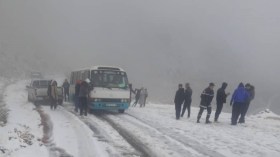 تقلبات جوية: إنقاذ 21 شخصًا عالقين في الثلوج بتيزي وزو