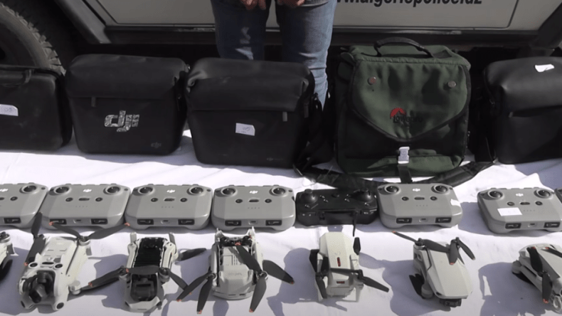 شرطة سطيف توقف شخصا بحوزته 17 طائرة بدون طيار