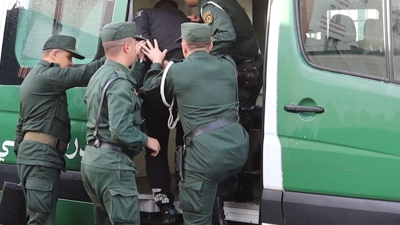 بيع مركبات بأسعار مغرية.. الدرك يطيح بشبكة نصب عبر مواقع التواصل