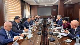 رزيق يستقبل بعثة صندوق النقد الدولي