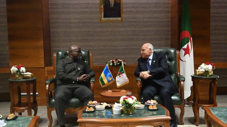 ارتياح لحركية العلاقات بين الجزائر ورواندا