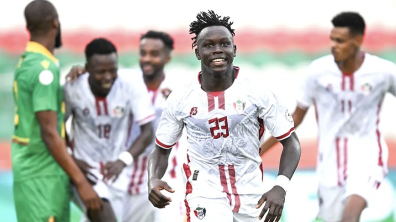قائد منتخب السودان يتحدى الجزائر في كأس إفريقيا