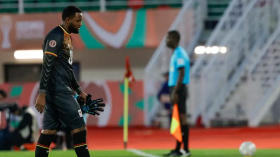 حادثة غريبة في مباراة نيجيريا وأوغندا بكأس إفريقيا 2025