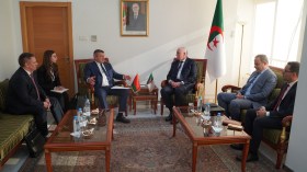 الجزائر وبيلاروسيا توسّعان التعاون الصناعي والفلاحي