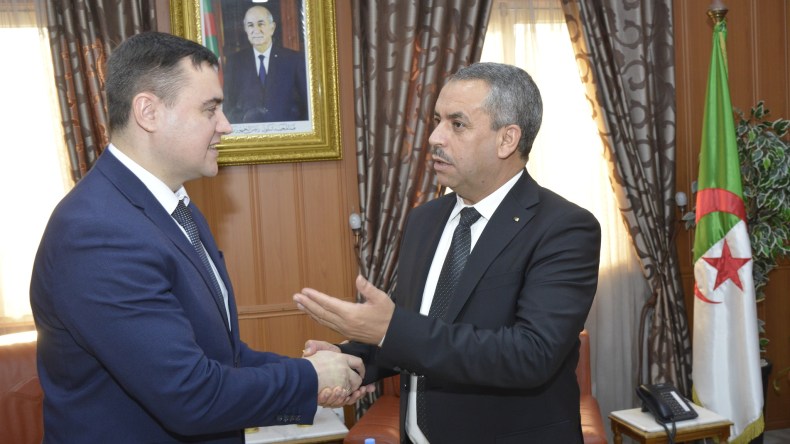 رحلة تربوية إلى بيلاروسيا لـ20 تلميذا من الجزائر