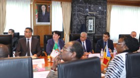 الجزائر تشارك خبرتها المنجمية مع تشاد