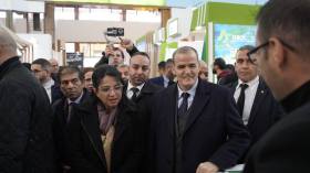 وزيرا التجارة يزوران المؤسسات المشاركة في معرض الإنتاج الجزائري