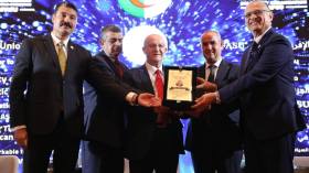 وهران تنال جائزة “AFASU” لأفضل مدينة سياحية صاعدة في إفريقيا 2025