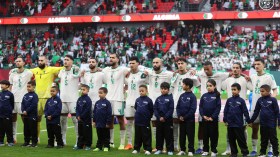 محاربو الصحراء يشحذون أسلحتهم لِمطاردة الفهود