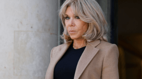 Brigitte Macron présente des excuses après des propos visant des militantes féministes