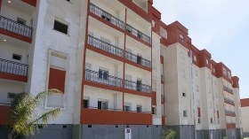 هذه السكنات المتاحة للجالية… ولا برامج بديلة في الأفق