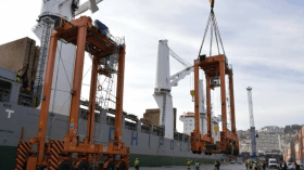 معدات جديدة تصل ميناء الجزائر لرفع أدائه التشغيلي