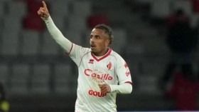 دورفال مرشّح للانضمام إلى هذا النادي