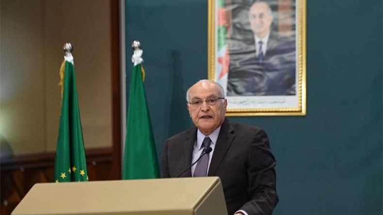 الدبلوماسية الجزائرية تخطف الأضواء في إفريقيا 