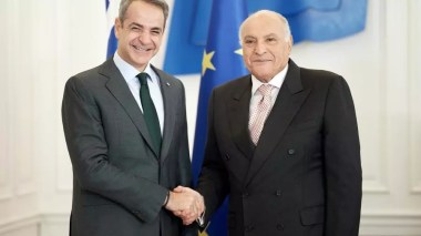 عطاف يُستقبل من طرف رئيس الوزراء اليوناني