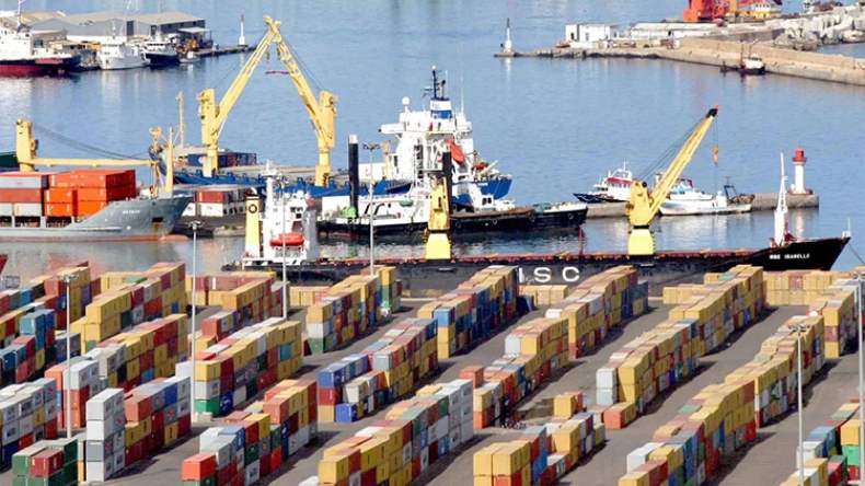 ارتفاع قياسي لواردات الجزائر من ميناء برشلونة
