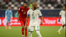 بالفيديو.. هكذا حفز براهيمي زملاءه قبل مواجهة البحرين