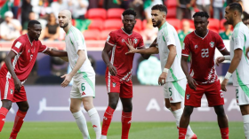 هذه أبرز أسلحة بوقرة لمحو تعثر السودان والظفر بنقاط البحرين