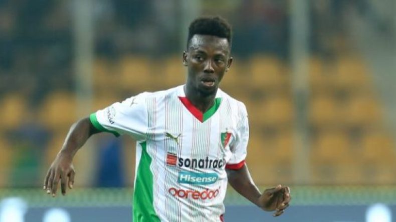 لاعب المولودية سيُواجه “الخضر” في كأس إفريقيا