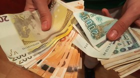 الوكالات السياحية ممنوعة من حق الصرف نيابة عن زبائنها!